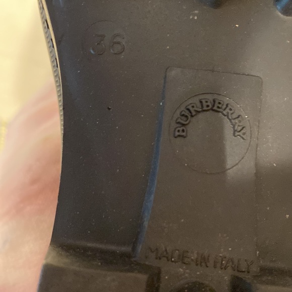 Burberry Nova Check Boots (Rain) w/ built in Boot Sock look! SHARP! Size 6 🇺🇸 - Picture 5 of 9